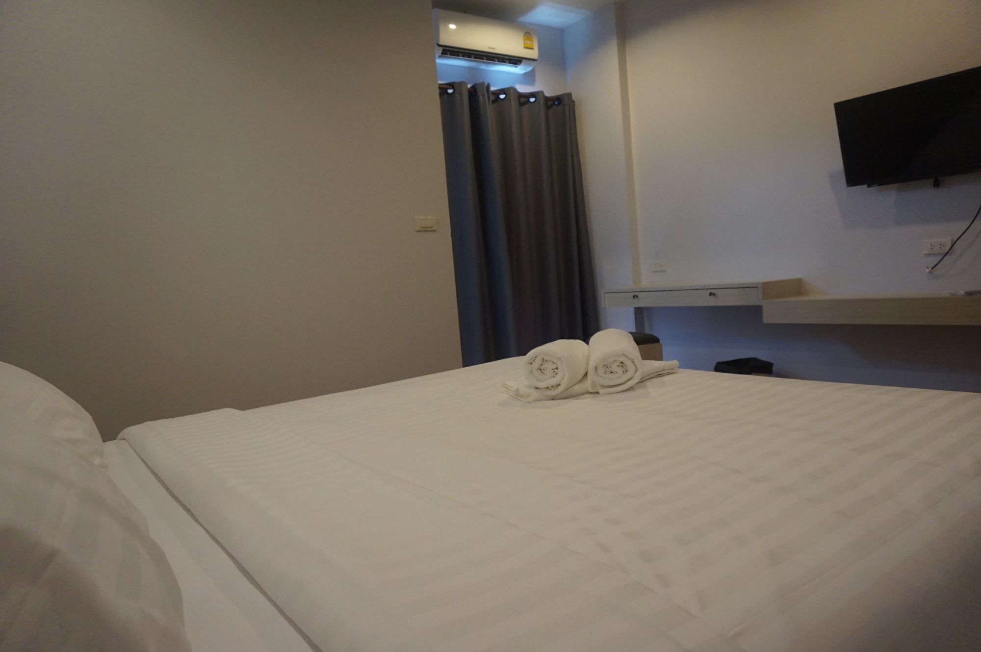 Lin House Hotel Thalang Ngoại thất bức ảnh