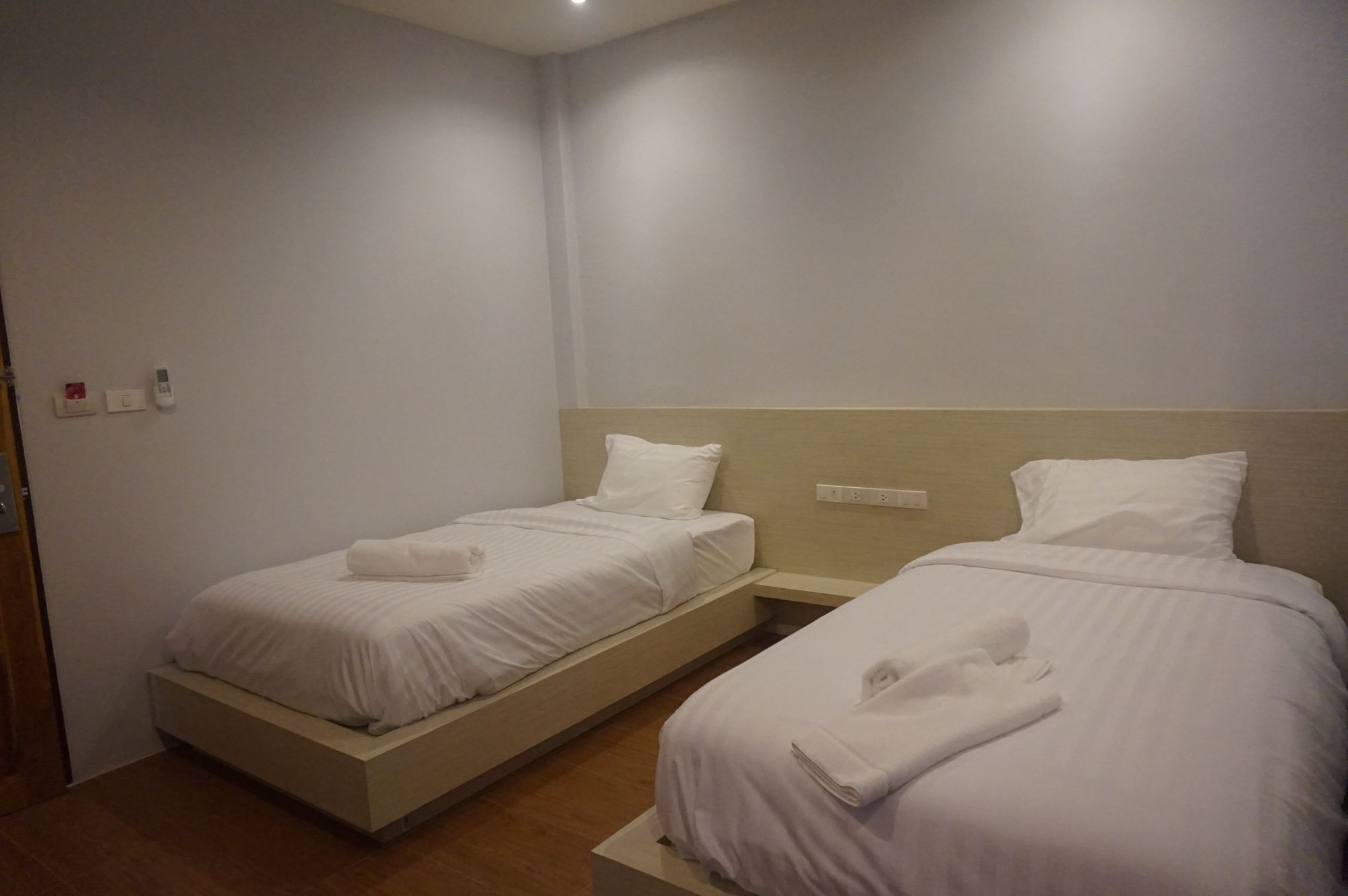 Lin House Hotel Thalang Ngoại thất bức ảnh